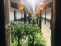 -唔呶喔哩酒家(生产街店)