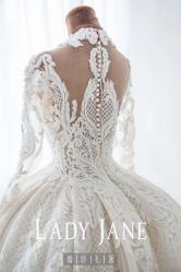 -Lady  Jane高端婚纱礼服馆