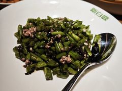 -新白鹿餐厅(滨江银泰店)