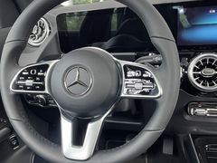 -宁波之星奔驰4S店(海曙店)