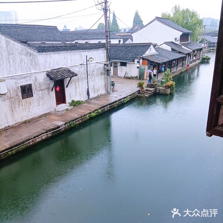 # 绍兴历史保护街区美食