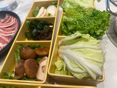 -呷哺呷哺 黄金牧场 (中发百旺店)