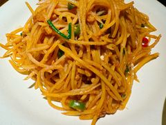 -肆海小川菜酒馆Wine Bistro (青年路店)