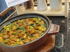 -品海楼·大连海胆锅贴馆(东港店)