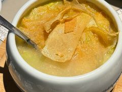 -穹六人间 people 6(岳阳路店)