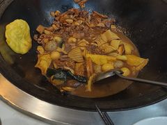 -鲁员外地锅鸡地锅鱼(古墩路店)