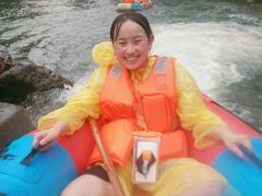 -安吉龙王山峡谷漂流