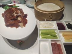 半只烤鸭-大碗居·烤鸭·鱼头泡饼(天坛东门店)