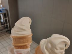 甜筒-麦当劳(电白服务区店)