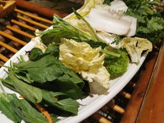 -老牌坊云南鱼豆花火锅(爱建店)