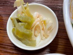 -遵义虾子张六羊肉粉(普陀路店)