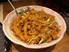 干炒牛河-胡桃里音乐酒馆(白云五号T5 MALL店)