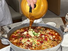 -万重锦·人文川菜馆(骡马市店)