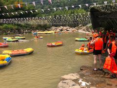 -雅鲁激流探险漂流