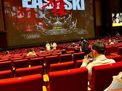 -交通银行前滩31演艺中心