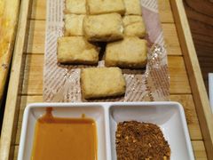 -花菇朵·云山雀 ll 野生菌锅·野果酸汤·精品滇菜(万柳店)