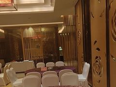 -沁香庭中餐厅·川粤菜(重庆高新假日酒店)