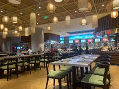 大堂-齐河孔雀王温泉酒店·金孔雀自助百汇