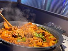 -徐记小怪兽肉蟹煲(中央大街店)