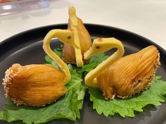 鲍鱼天鹅酥-白天鹅宾馆-宏图府餐厅