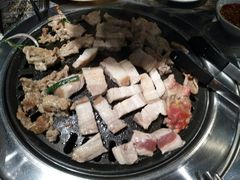 梅花肉-33韩式自助烧烤(环城南路店)