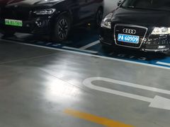 -日月光中心-停车场