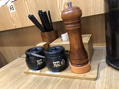 餐具摆设-博多豚屋拉面