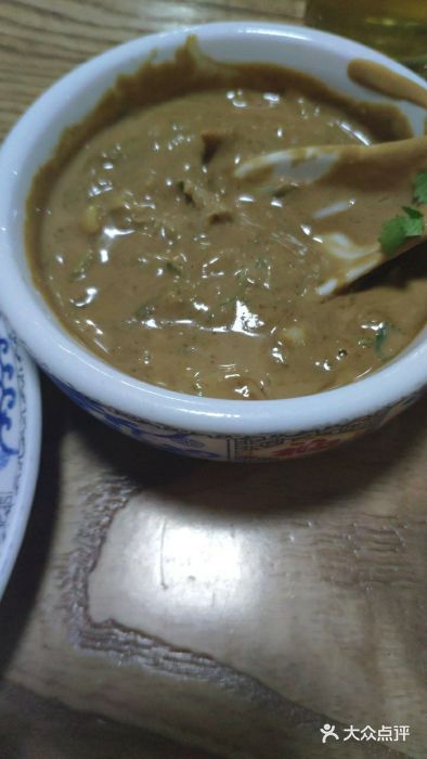 牛九铜火锅图片