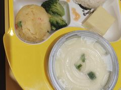 -老娘舅餐厅(黄龙体育中心店)