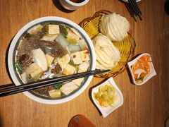 -金莹丸子汤清真(朝外SOHO店)