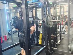 -豪思成DK健身私教连锁(凯乐国际店)