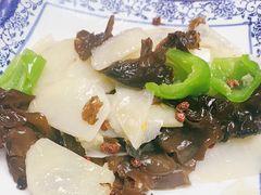 凉拌木耳土豆片-秦扬居特色菜馆(上王村)