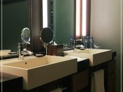 -上海外滩茂悦大酒店