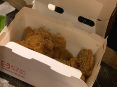 -BHC炸鸡(明洞总店)