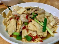 香豆腐回锅肉-老字号怡玺·藿香雅鱼(20年雅安店)