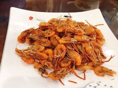 本帮油爆虾-长兴菜馆(高桥店)