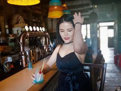 -城墙外BAR