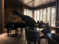 -wineapp葡萄酒餐吧(外滩金融中心店)