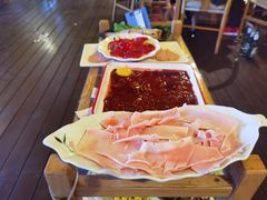 -二荆条·蜀鲜汇城市森林火锅