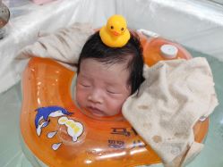 -母仪天下月子中心(光谷店)