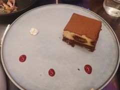 -LES ELITES 英集荟(南京西路店)