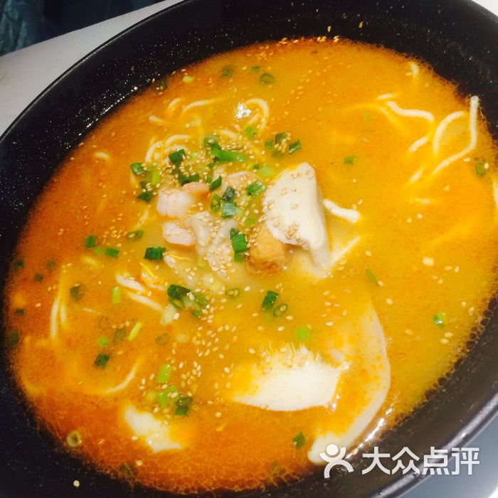 大尾巴猫鱼面图片 - 第2张