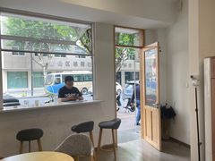 -白鹅咖啡(金城花园店)
