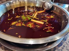 -肖肖酸萝卜鱼火锅(总店)