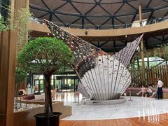 -上海滴水湖皇冠假日酒店