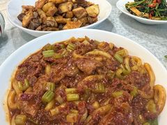 -汗腾格里·风味餐厅(新疆驻京办店)