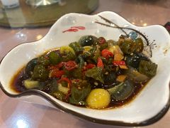 皮蛋辣椒拌茄子-红地道湘菜馆(娄葑店)