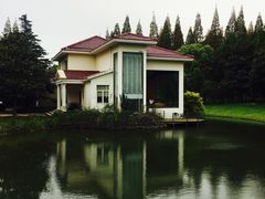 -上海怡沁园度假酒店