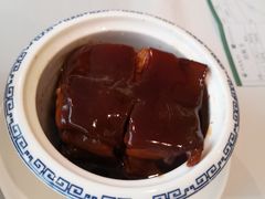 传统东坡肉-西湖春天•老字号杭州菜(百汇店)
