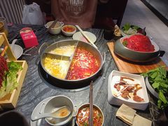 -热火朝天鲜切牛肉火锅(南强街巷店)